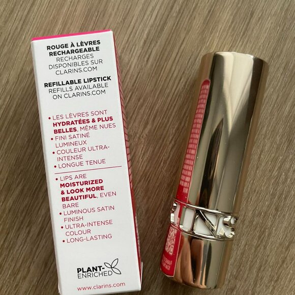 Clarins Joli Rouge 742 - Picture 2 of 5